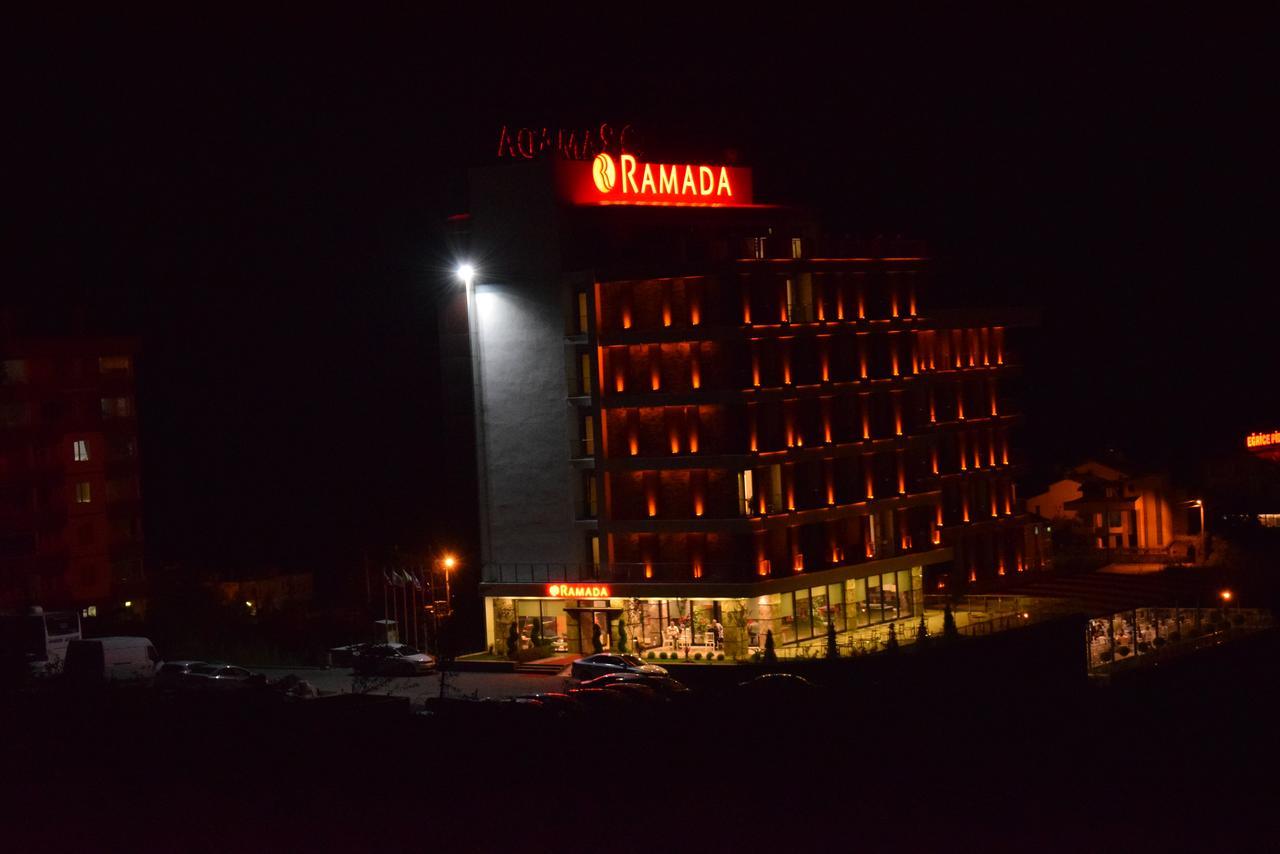 รามาดา บาย วินด์แฮม กีเรซุน ปิราซิซ Hotel Piraziz ภายนอก รูปภาพ