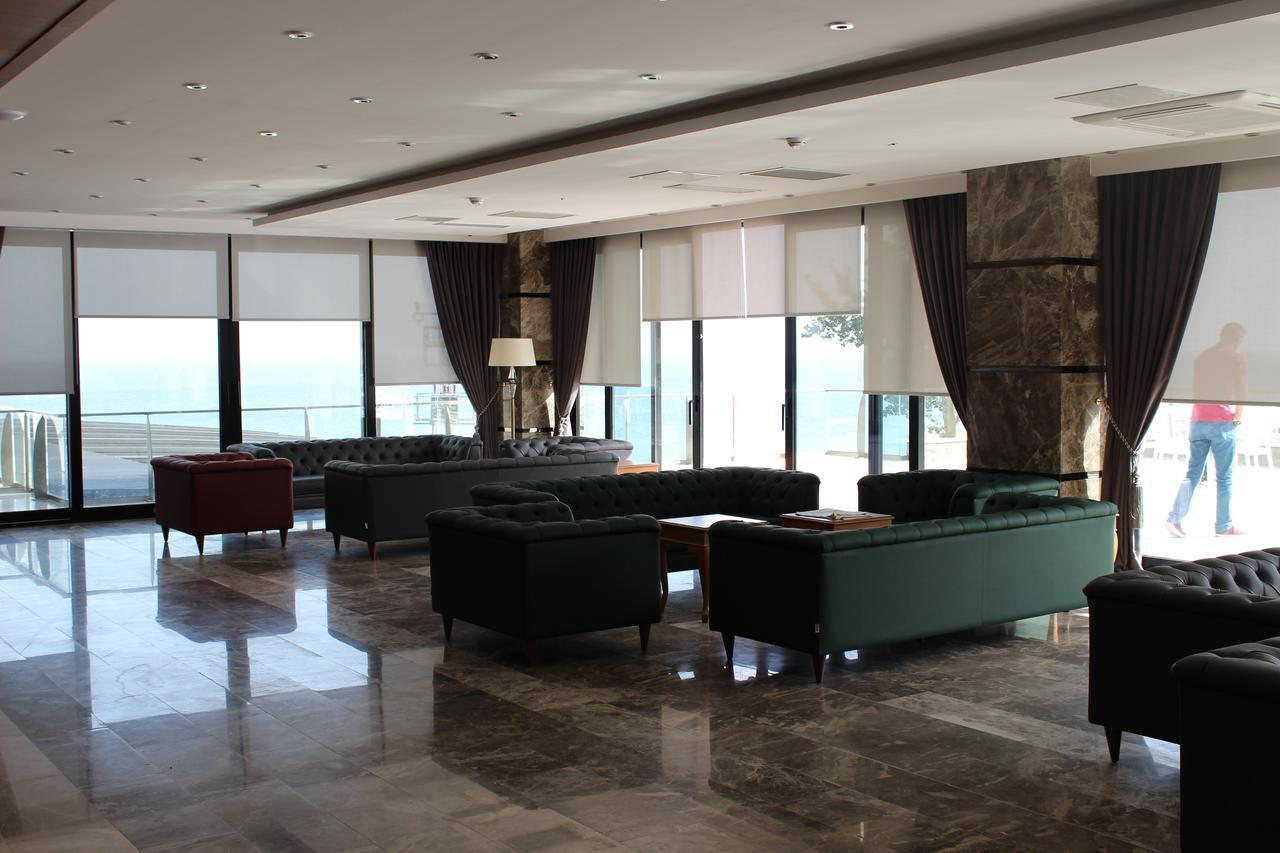 รามาดา บาย วินด์แฮม กีเรซุน ปิราซิซ Hotel Piraziz ภายนอก รูปภาพ