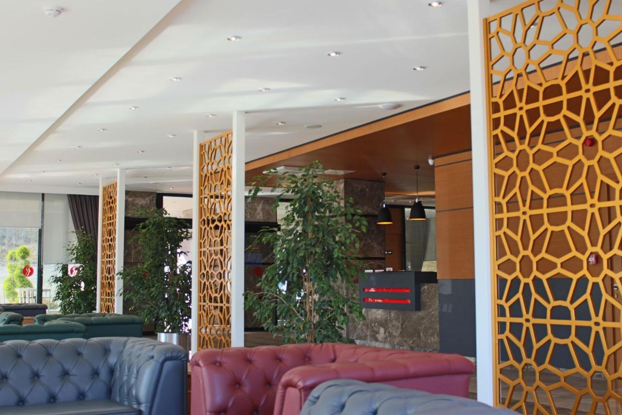 รามาดา บาย วินด์แฮม กีเรซุน ปิราซิซ Hotel Piraziz ภายนอก รูปภาพ